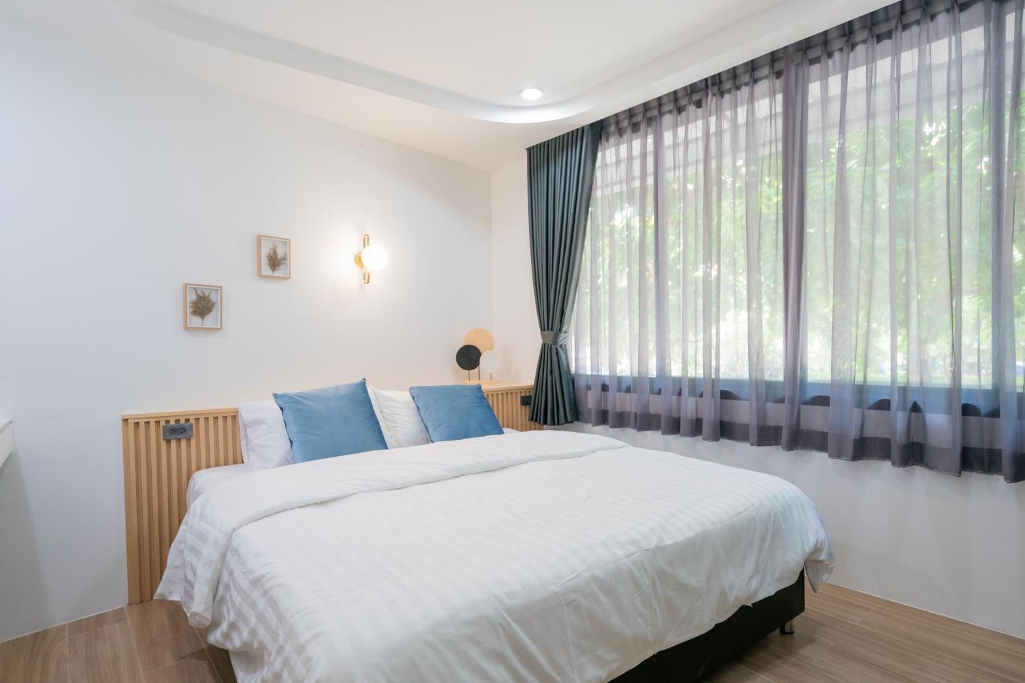 Phunaya Oldtown 3* Phuket